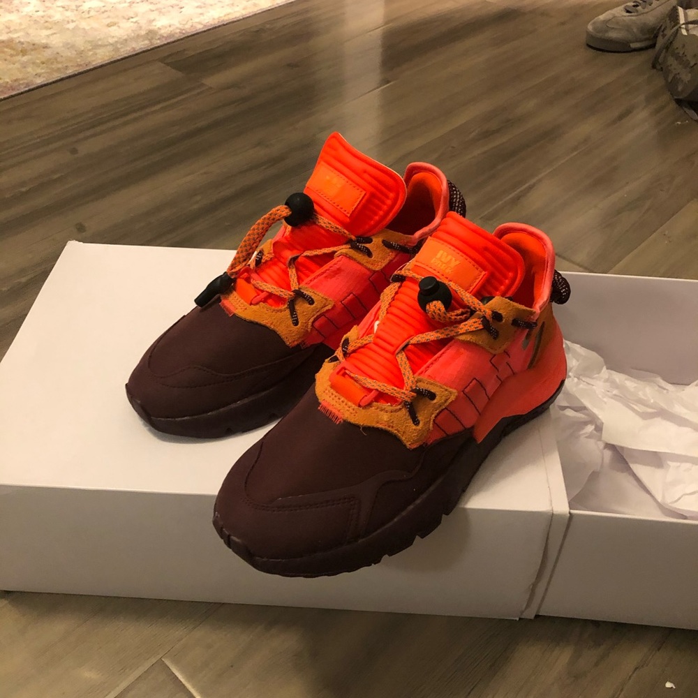 IVY PARK NITE JOGGER BURGUNDY